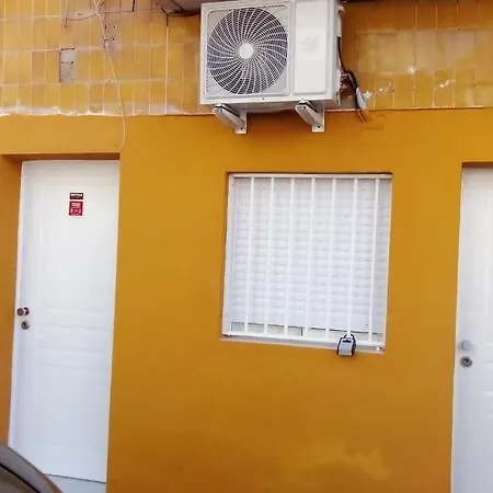Apartamento Estudio Encantador Cerca Del Carrefour Rosaleda 1