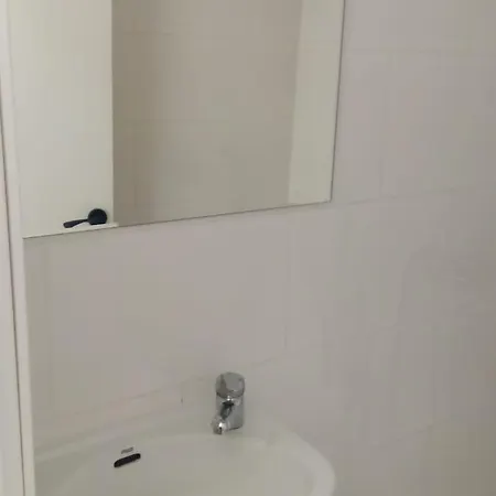 Estudio Encantador Cerca Del Carrefour Rosaleda 1 *