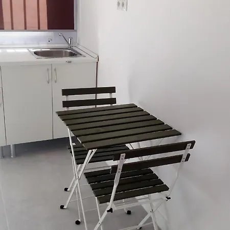 Estudio Encantador Cerca Del Carrefour Rosaleda 1