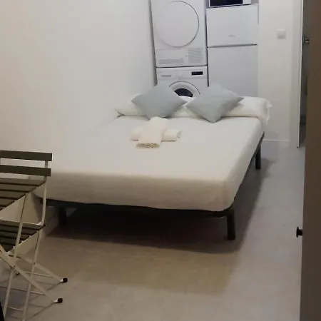 Estudio Encantador Cerca Del Carrefour Rosaleda 1