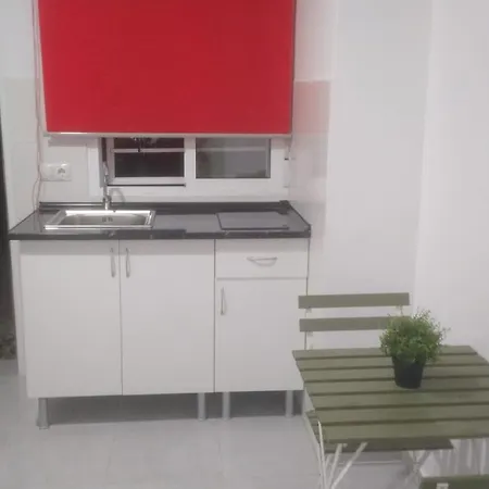 Apartment Estudio Encantador Cerca Del Carrefour Rosaleda 1