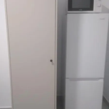 Estudio Encantador Cerca Del Carrefour Rosaleda 1 * Malaga