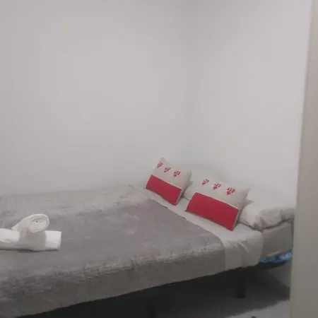 Estudio Encantador Cerca Del Carrefour Rosaleda 1 Apartment Malaga